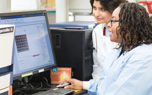 Multiplexed and advanced detection assays i3x scientists analyze data